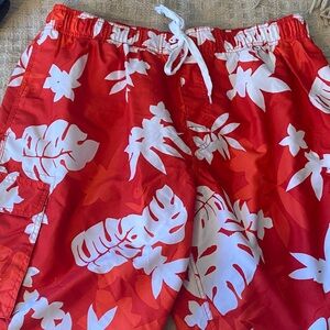 SHEIN Red and White Floral Men's Athletic Shorts
